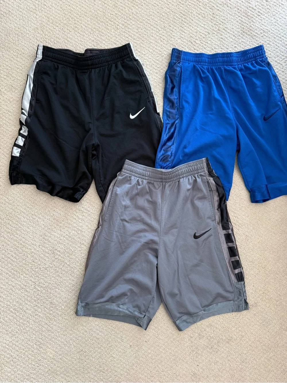 Nike boys Dri Fit basketball shorts size XL bundle of 7 pairs